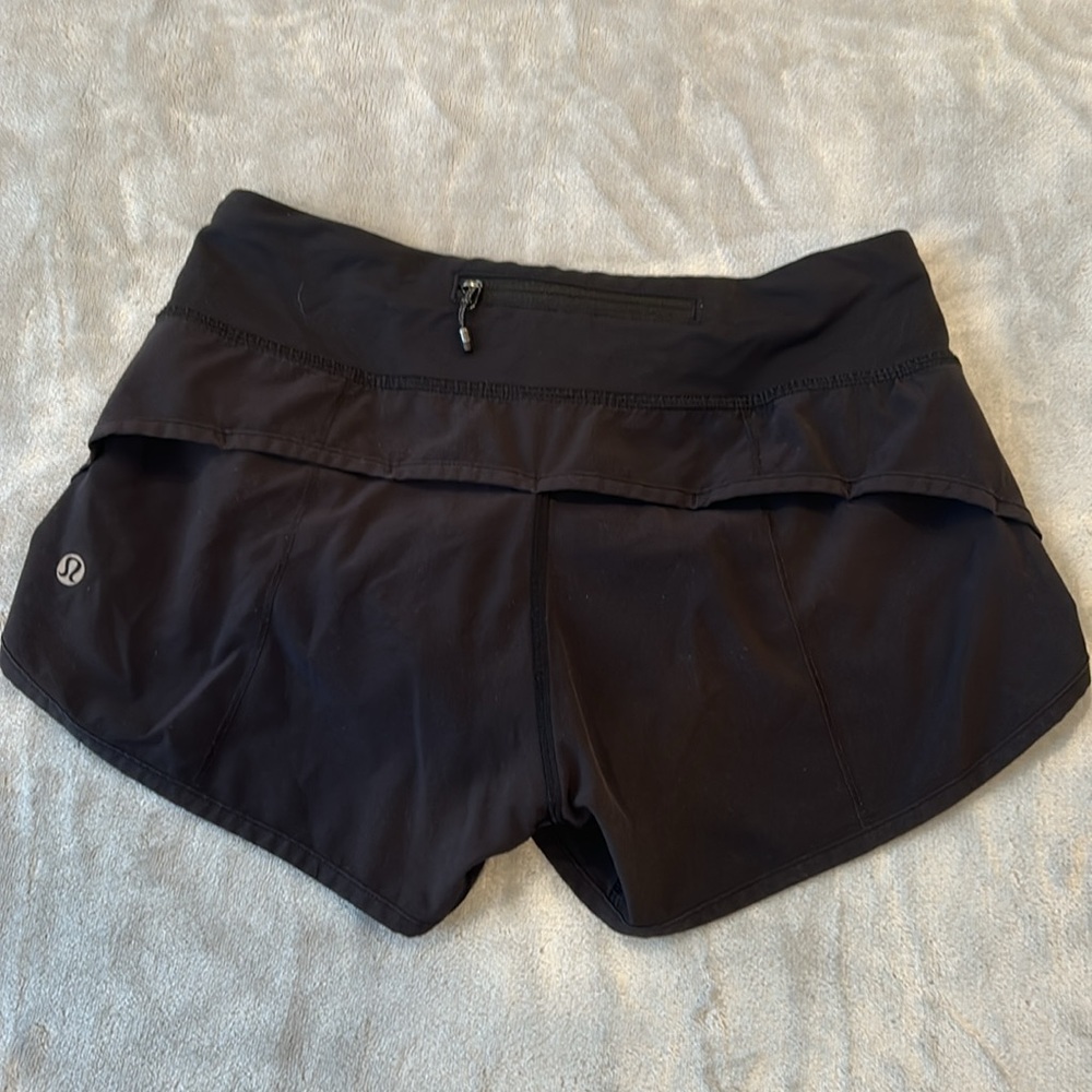Lululemon shorts - Picture 3 of 8